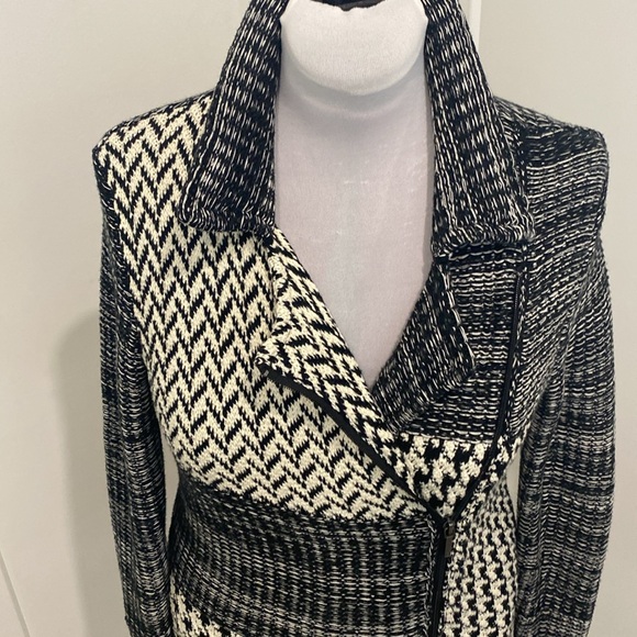 Chaps Black and White Mixed Patterned Sweater / Jacket |Size Small - Picture 3 of 10